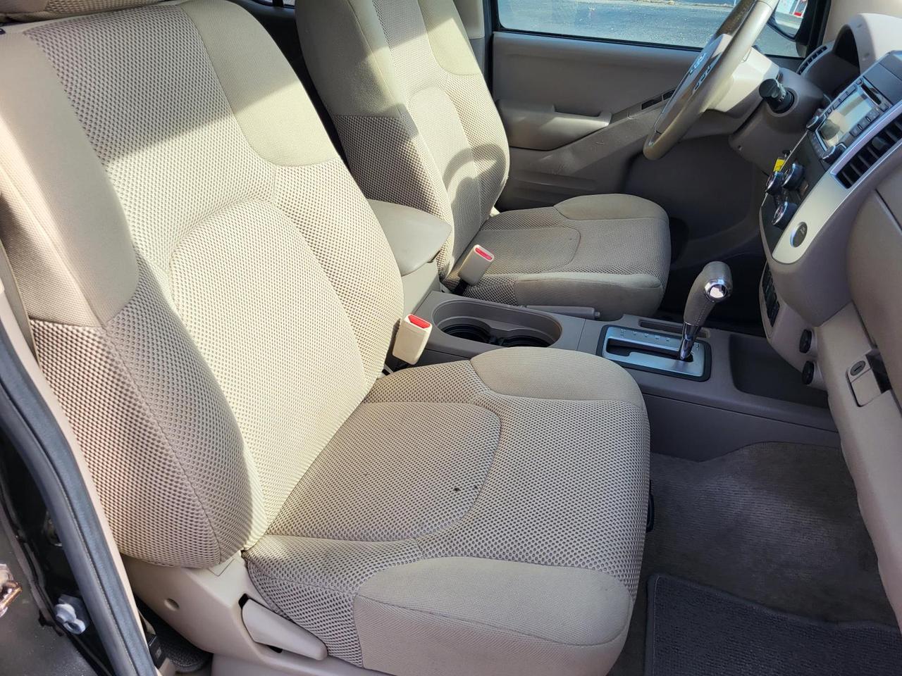 2016 Nissan Frontier 2WD Crew Cab SWB Auto SV Beeville TX