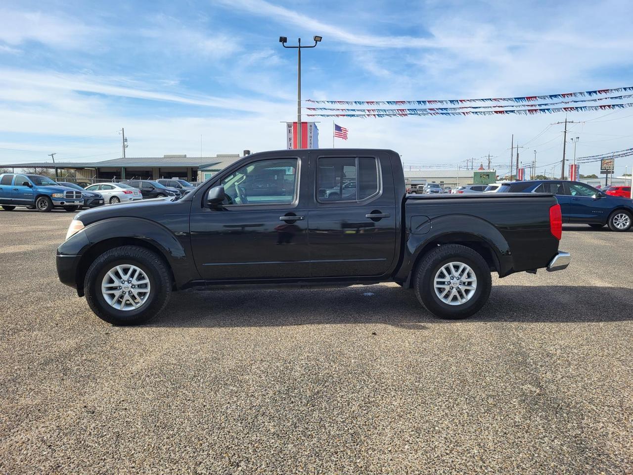 2016 Nissan Frontier 2WD Crew Cab SWB Auto SV Beeville TX