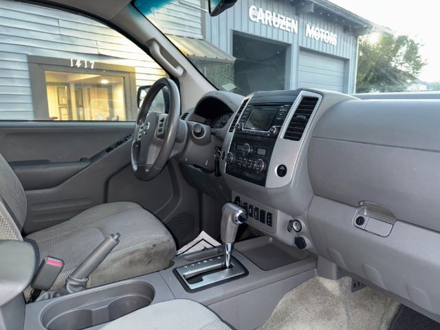 2016 Nissan Frontier S Crew Cab 5AT 2WD Houston TX