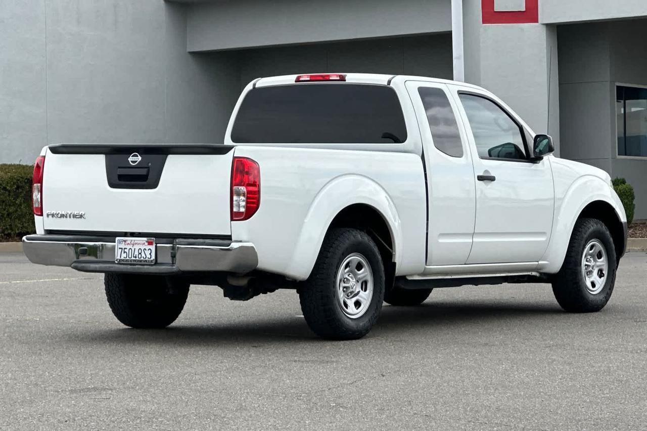 2016 Nissan Frontier S