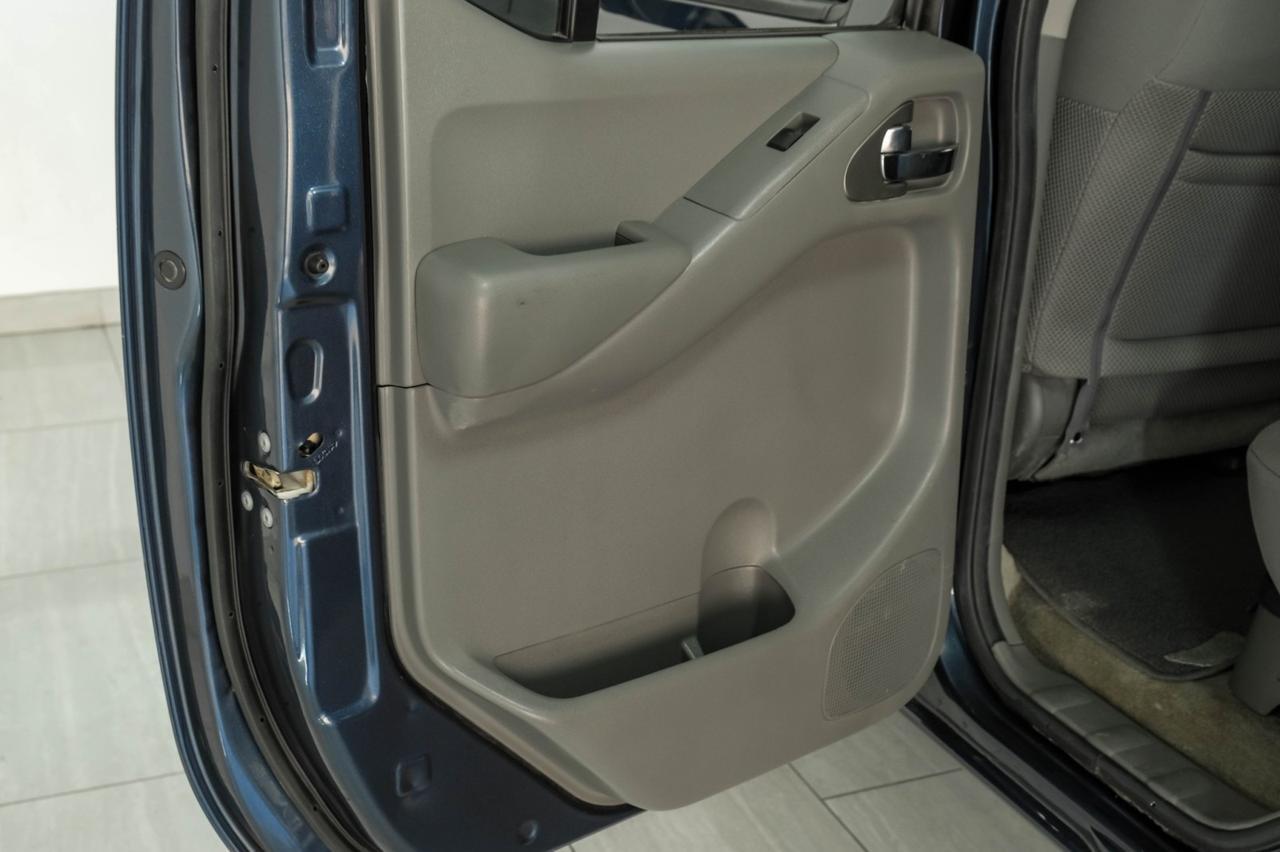 2016 Nissan Frontier SV CREW CAB 4WD V6 AUTOMATIC BLUETOOTH CRUISE CONTROL TOW HITCH Carrollton TX