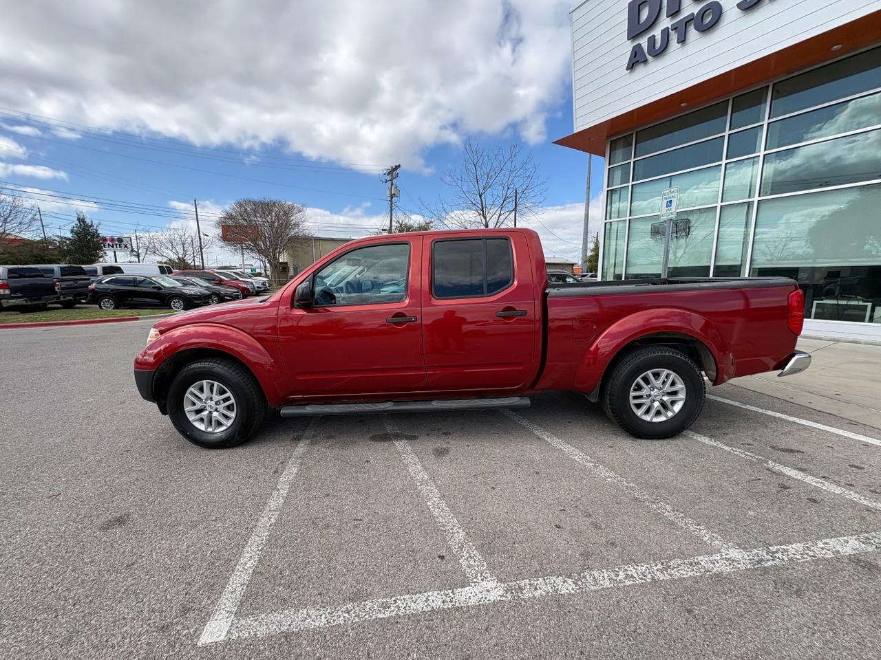 2016 Nissan Frontier SV Crew Cab LWB 5AT Austin TX