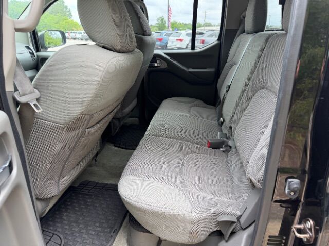 2016 Nissan Frontier SV Gaston SC