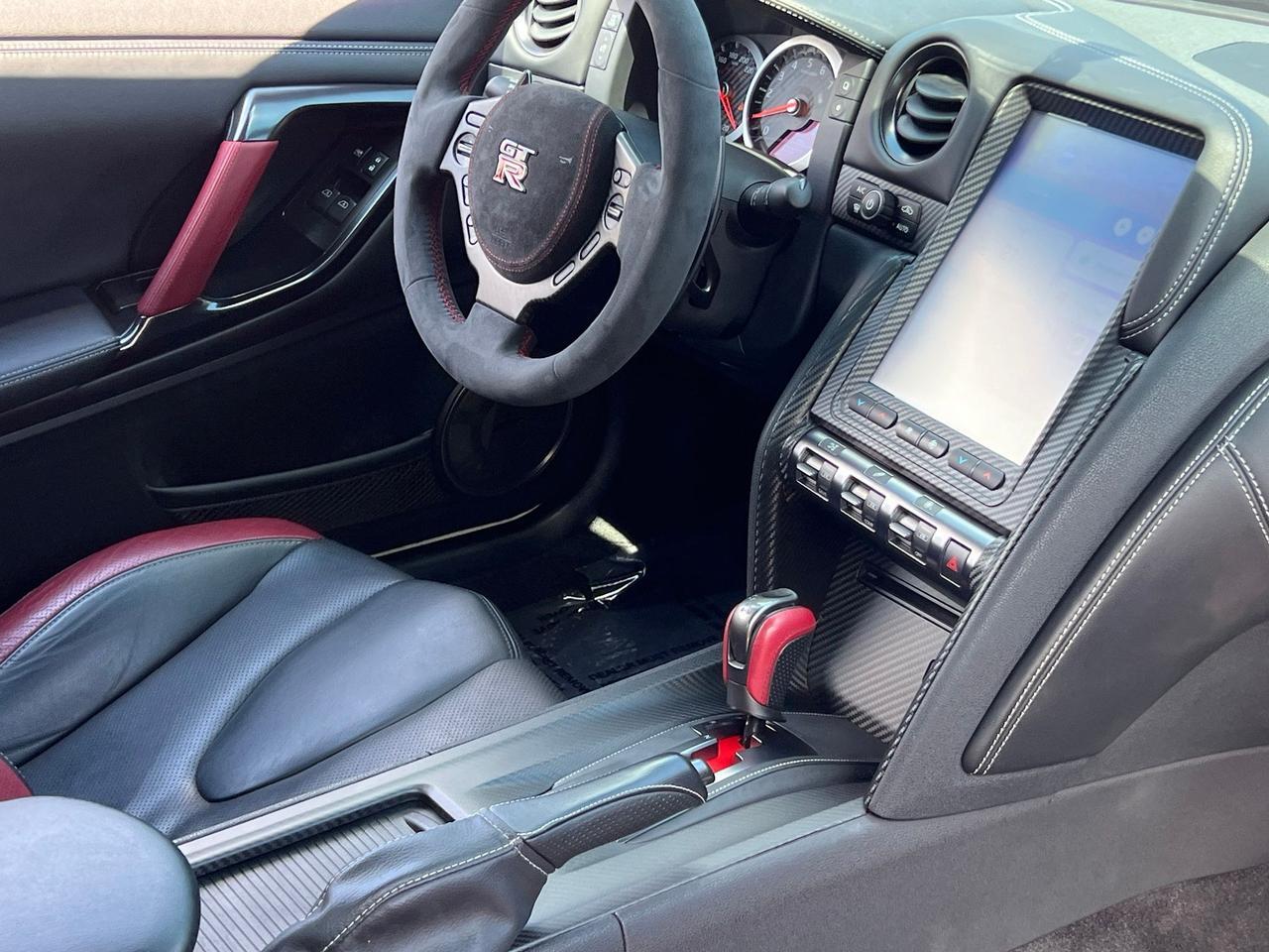 2016 Nissan GT-R Black Edition