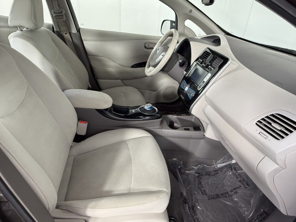 2016 Nissan LEAF SV Maumee OH