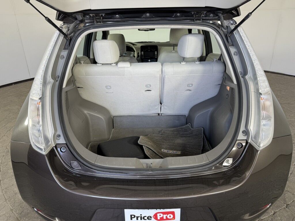 2016 Nissan LEAF SV Maumee OH