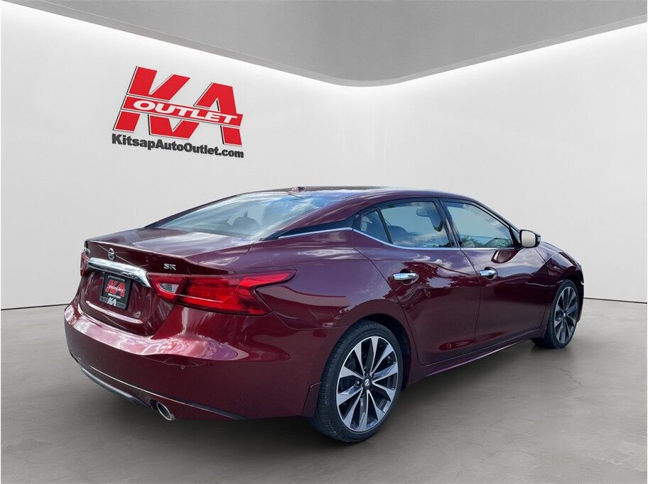 2016 Nissan Maxima SR Sedan 4D