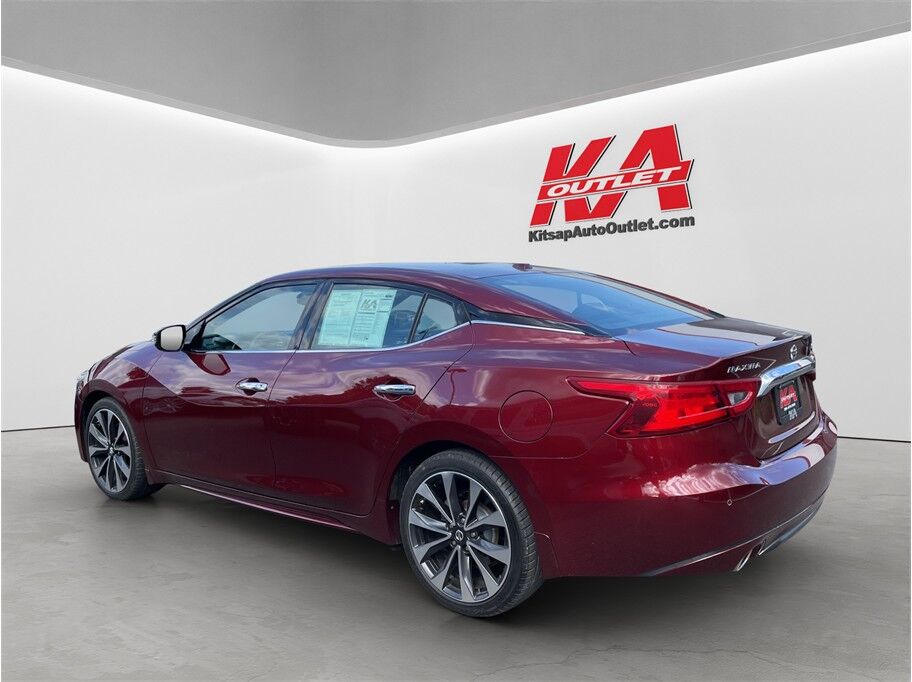2016 Nissan Maxima SR Sedan 4D