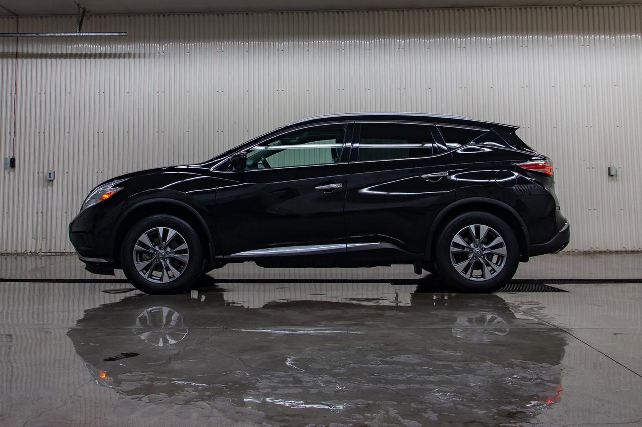 2016 Nissan Murano AWD SL Leather Roof Nav Red Deer AB
