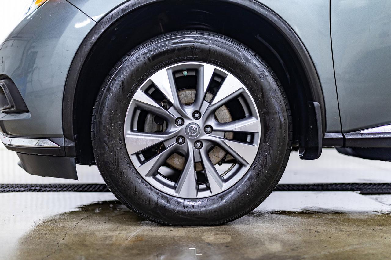 2016 Nissan Murano AWD SL Leather Roof Nav Red Deer AB