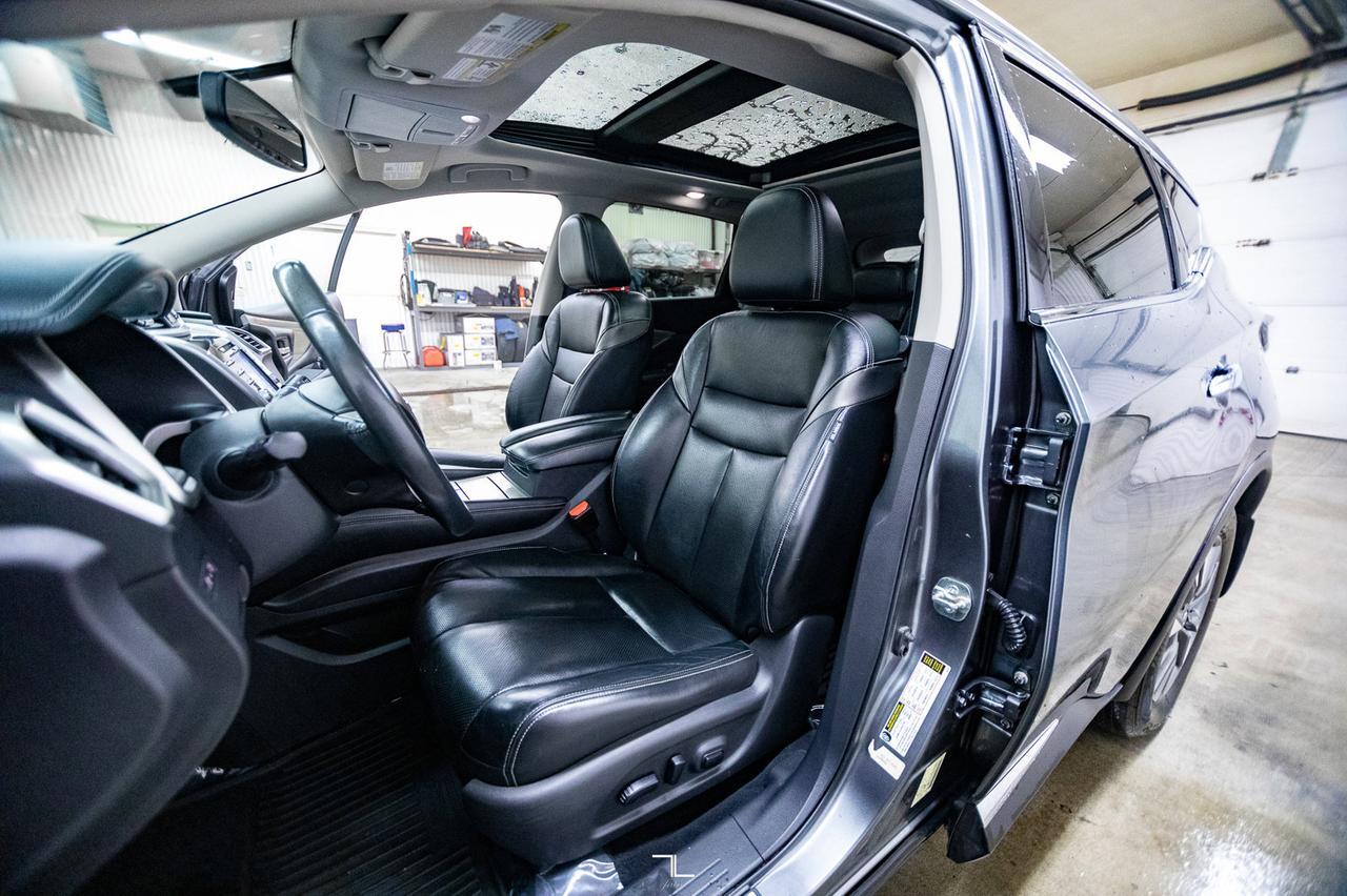 2016 Nissan Murano AWD SL Leather Roof Nav Red Deer AB