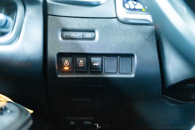 2016 Nissan Murano AWD SL Leather Roof Nav Red Deer AB