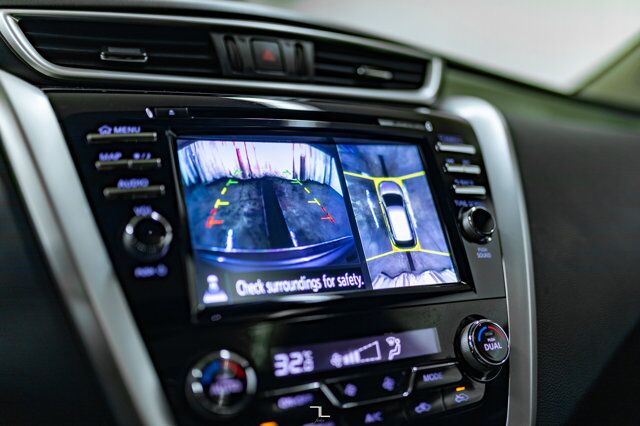 2016 Nissan Murano AWD SL Leather Roof Nav Red Deer AB