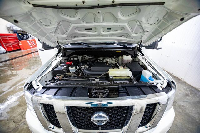 2016 Nissan NV 2500 SV Low Roof Cargo Van Nav BCam Red Deer AB