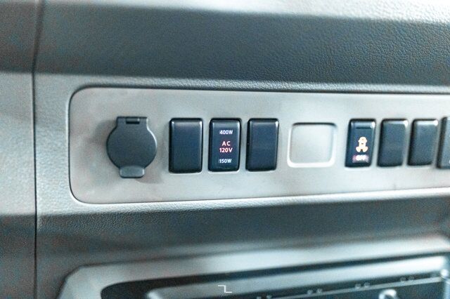 2016 Nissan NV 2500 SV Low Roof Cargo Van Nav BCam Red Deer AB