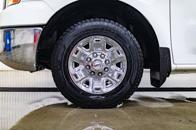 2016 Nissan NV 2500 SV Low Roof Cargo Van Nav BCam Red Deer AB