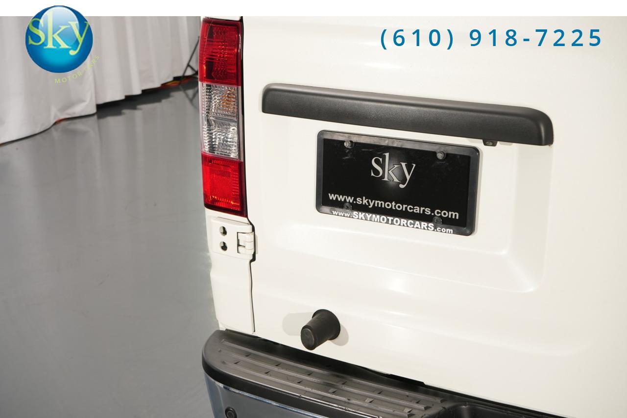 2016 Nissan NVP 3500 SV 12-Passenger Van West Chester PA