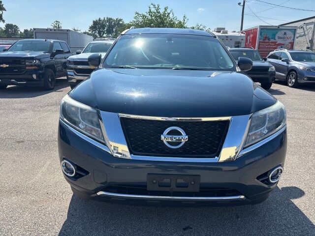 2016 Nissan Pathfinder Platinum Cleveland OH
