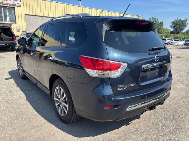 2016 Nissan Pathfinder Platinum Cleveland OH
