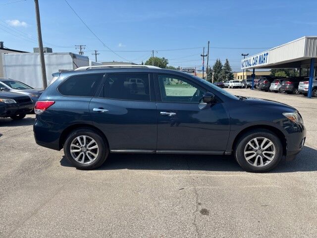 2016 Nissan Pathfinder Platinum Cleveland OH