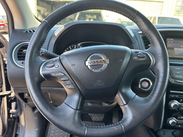 2016 Nissan Pathfinder Platinum Cleveland OH