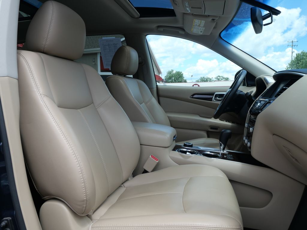 2016 Nissan Pathfinder Platinum Mt Pleasant MI
