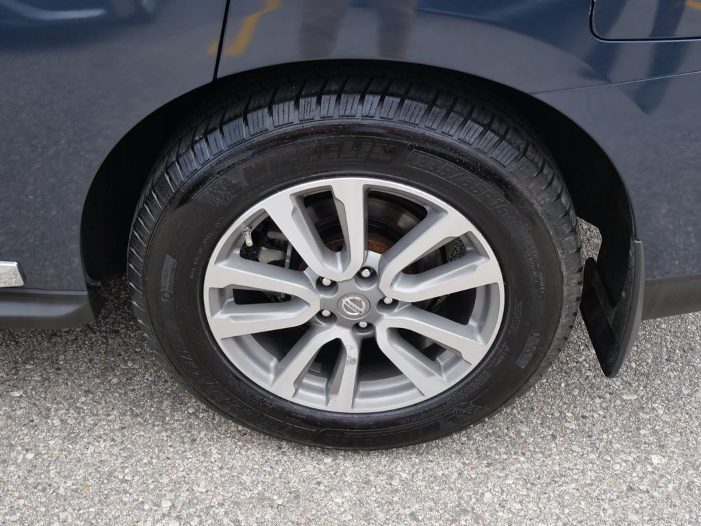 2016 Nissan Pathfinder Platinum Mt Pleasant MI