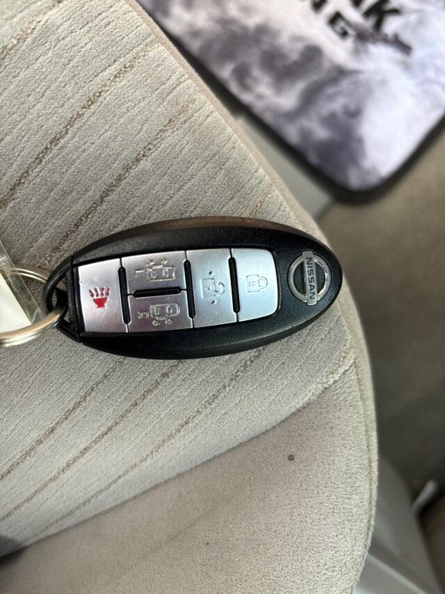 2016 Nissan Quest SV Cleveland OH