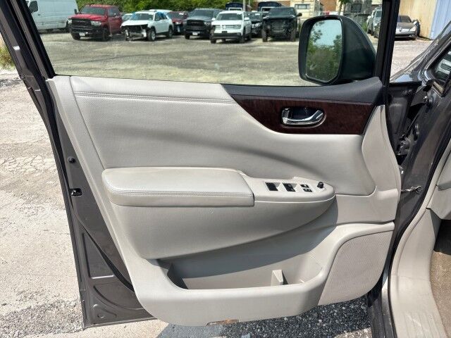 2016 Nissan Quest SV Cleveland OH