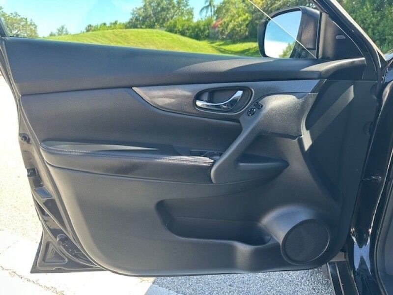 2016 Nissan ROGUE SL LEATHER SUNROOF LOADED CLEAN SUV FREE SHIPPING IN FLORIDA Sarasota FL