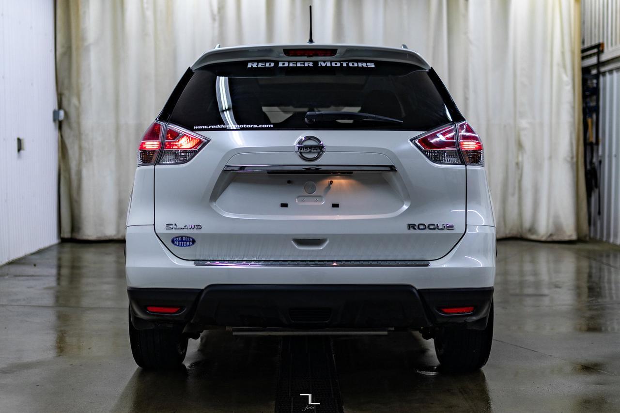 2016 Nissan Rogue AWD SL Leather Roof Nav BCam Red Deer AB