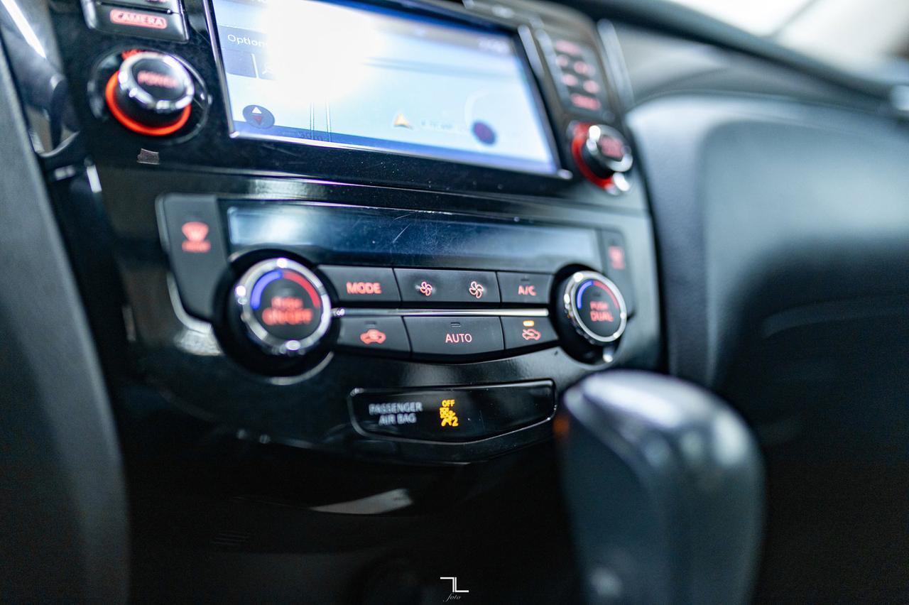 2016 Nissan Rogue AWD SL Leather Roof Nav BCam Red Deer AB