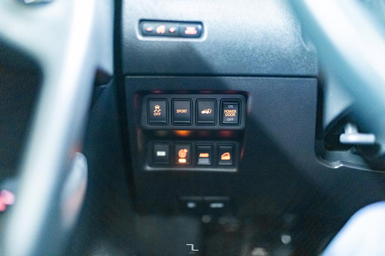 2016 Nissan Rogue AWD SL Leather Roof Nav BCam Red Deer AB