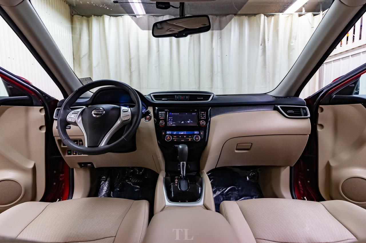 2016 Nissan Rogue AWD SL Leather Roof Nav BCam Red Deer AB