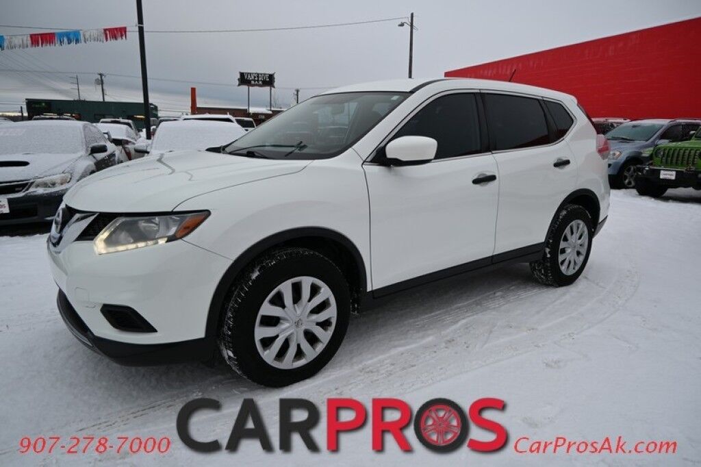 2016 Nissan Rogue S - AWD - Automatic - Power Windows and Door Locks - Bluetooth - Cruise Control - Keyless Entry