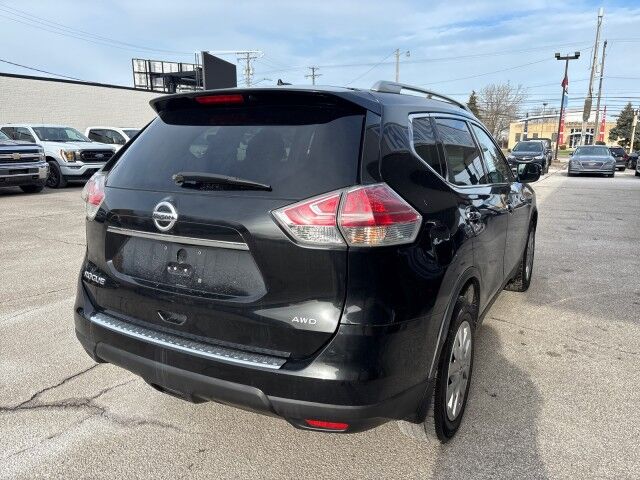 2016 Nissan Rogue S Cleveland OH