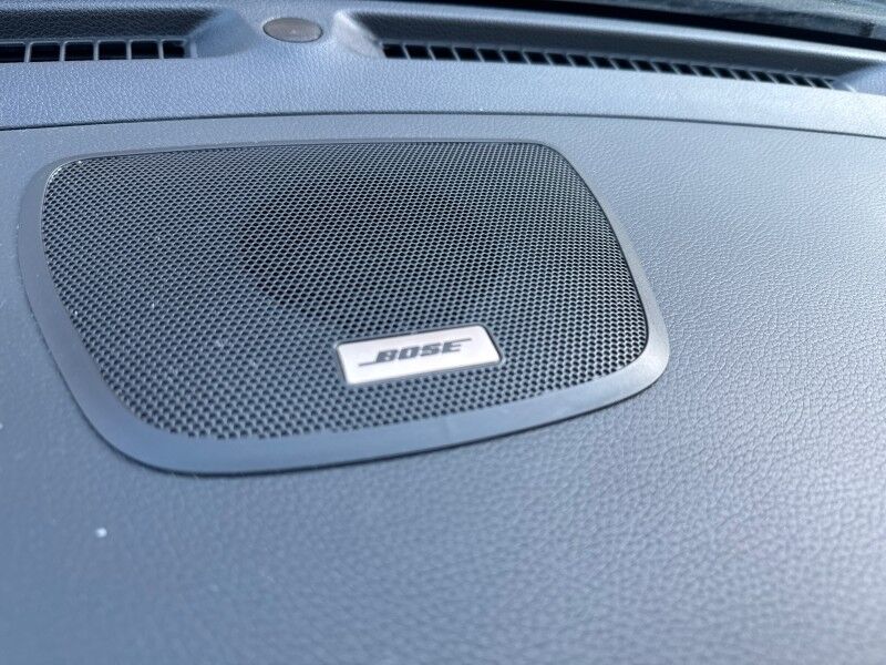 2016 Nissan Rogue SL - LEATHER - SUNROOF - NEW TIRES Whitinsville MA