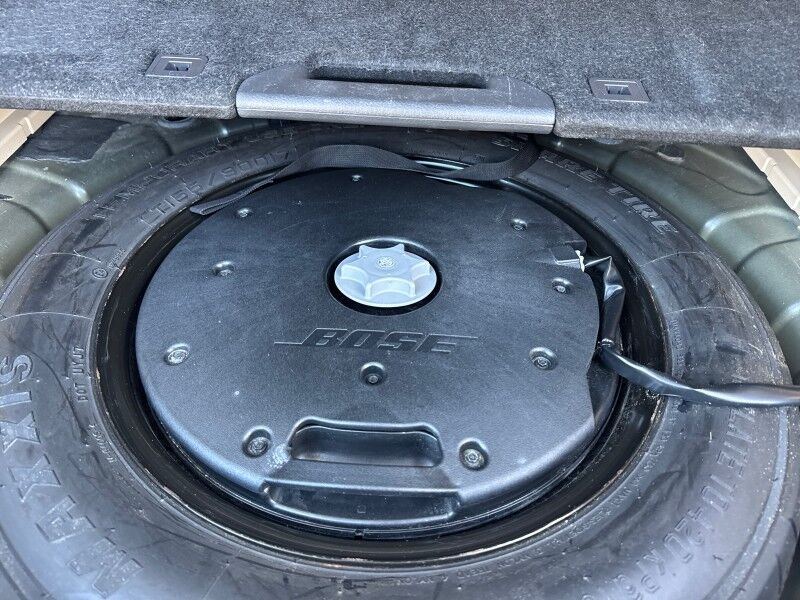 2016 Nissan Rogue SL - LEATHER - SUNROOF - NEW TIRES Whitinsville MA