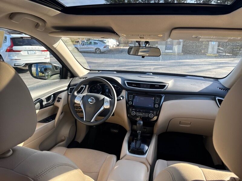 2016 Nissan Rogue SL - LEATHER - SUNROOF - NEW TIRES Webster MA