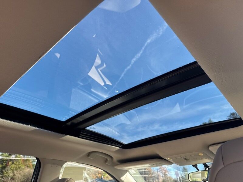 2016 Nissan Rogue SL - LEATHER - SUNROOF - NEW TIRES Webster MA