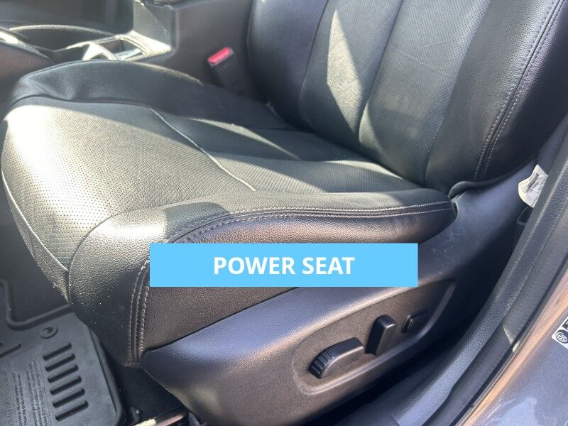 2016 Nissan Rogue SL - LOCAL TRADE IN - LOW MILES - LOADED Whitinsville MA