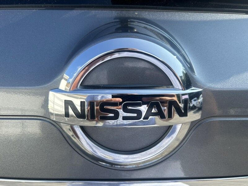 2016 Nissan Rogue SL - LOCAL TRADE IN - LOW MILES - LOADED Whitinsville MA