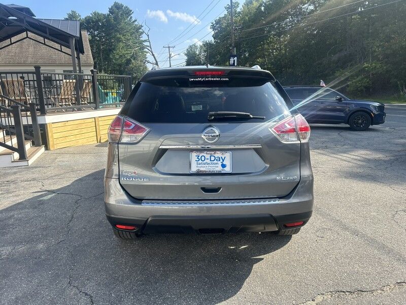 2016 Nissan Rogue SL - LOCAL TRADE IN - LOW MILES - LOADED Whitinsville MA