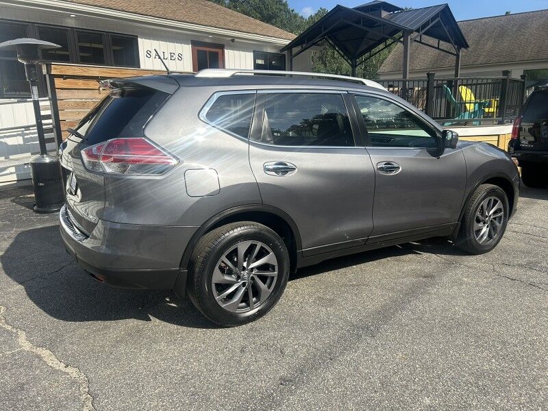 2016 Nissan Rogue SL - LOCAL TRADE IN - LOW MILES - LOADED Whitinsville MA