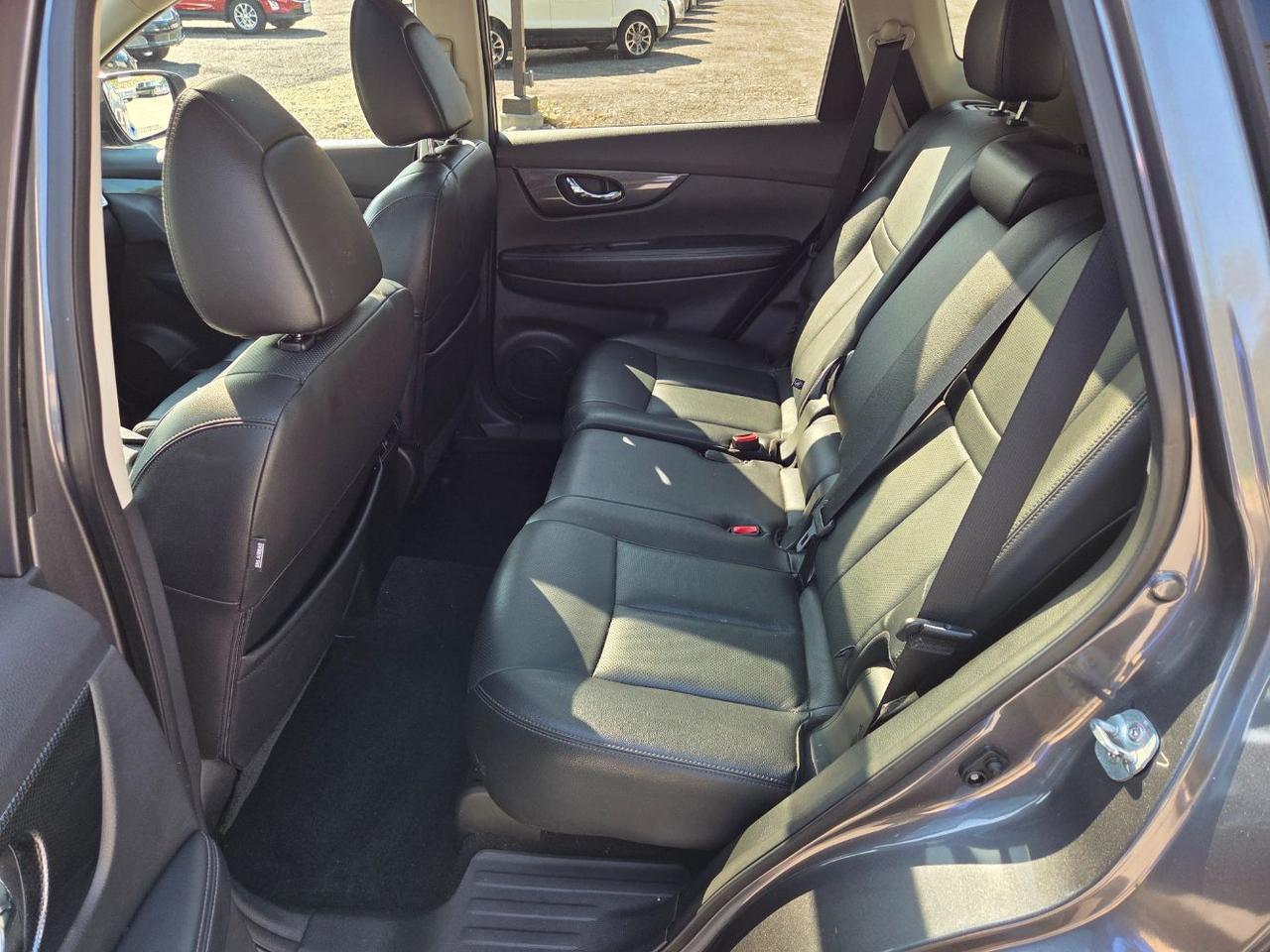 2016 Nissan Rogue SL Charlton MA