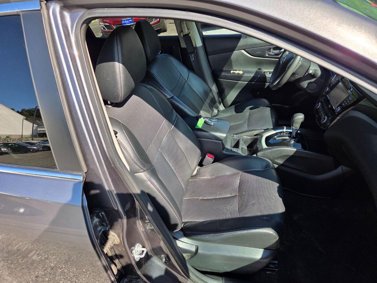 2016 Nissan Rogue SL Charlton MA