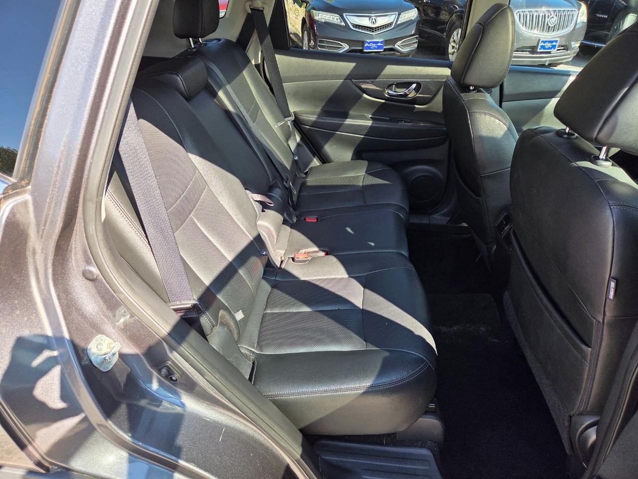 2016 Nissan Rogue SL Charlton MA