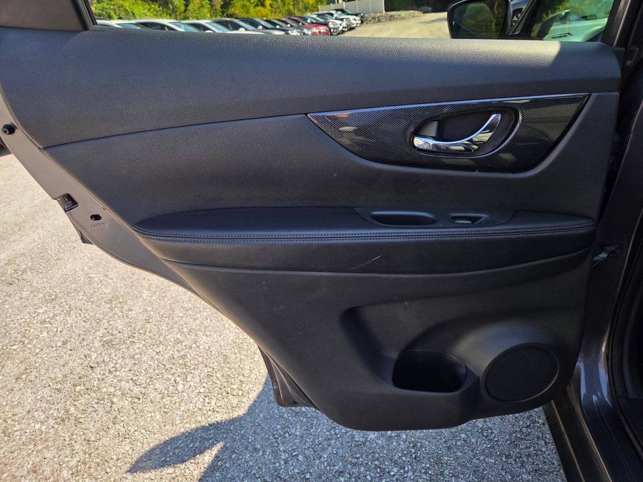2016 Nissan Rogue SL Charlton MA