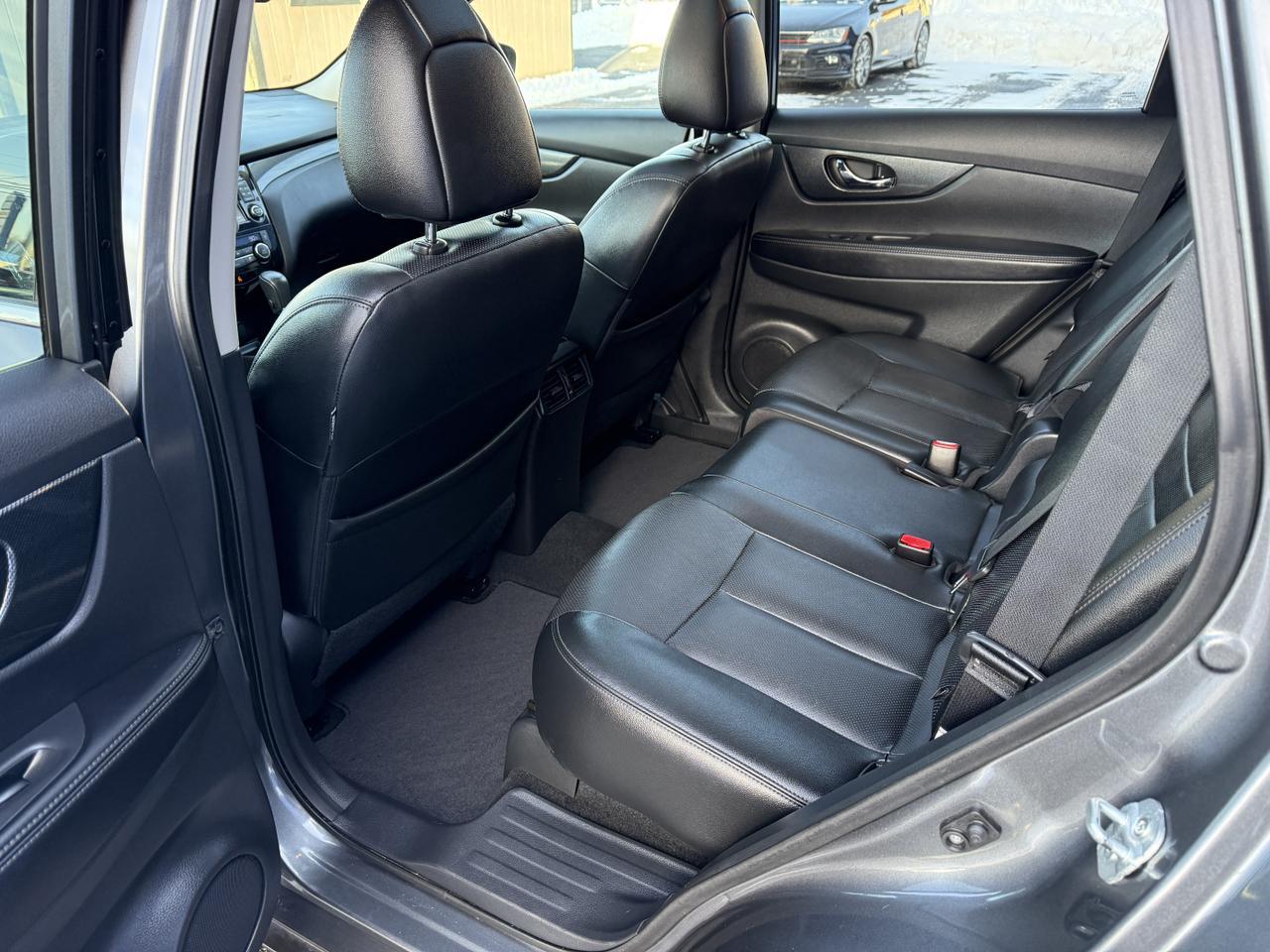 2016 Nissan Rogue SL Connellsville PA