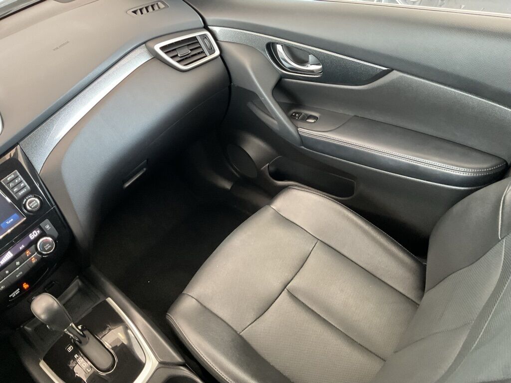 2016 Nissan Rogue SL Duluth MN